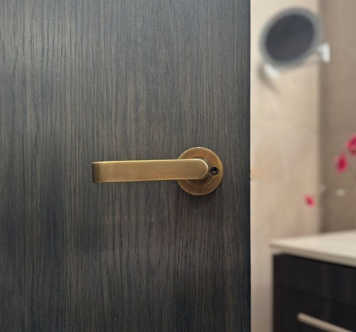 Legge 6000 Series Leonardo Lever